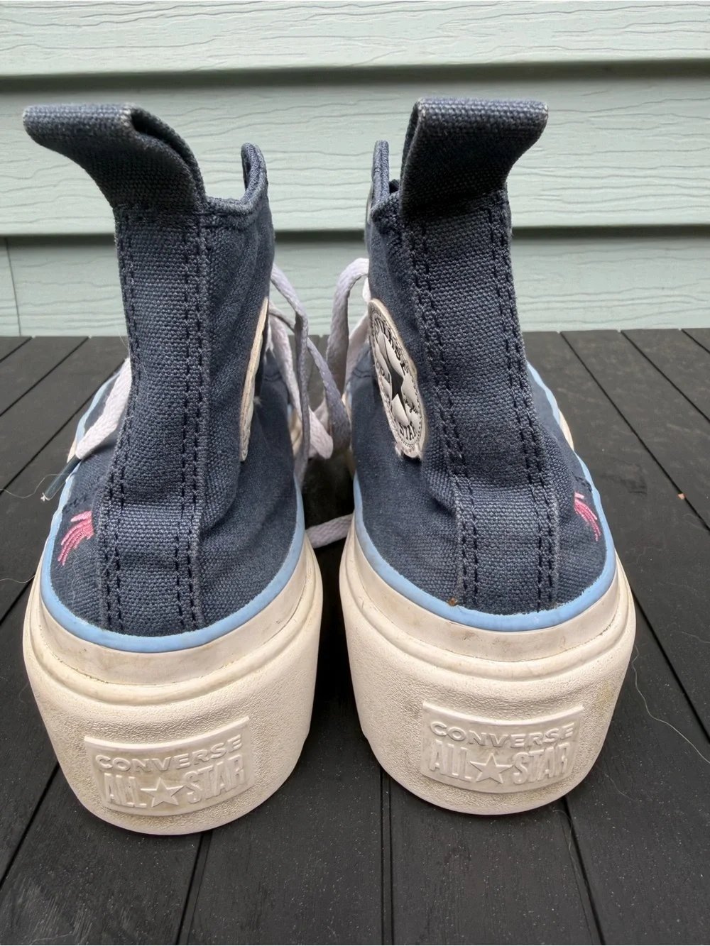 Converse Chuck Taylor All Star Lugged Lift Platform Easy-On Floral Embroidery 3
